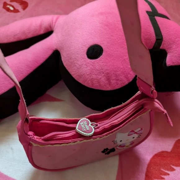 hello kitty pink purse bag with black dog - Picture 4 of 6